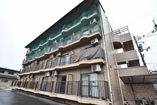 グランディス【4階】の外観