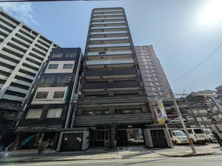 プレサンスロジェ泉【5階】の外観