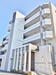 ソフィアコート扇の画像