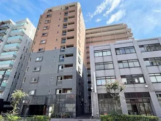 東京都新宿区西新宿4【マンション】の外観