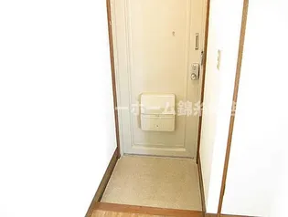 フジハイツ【3階】の玄関