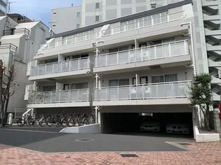新宿アートビル【3階】の外観