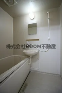 ガーデンTNI・II【2階】の風呂