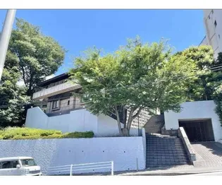 レジデンス山手【1階】の外観