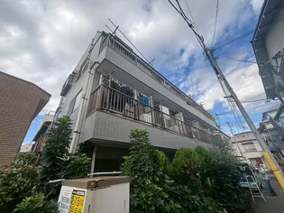 コーポ渋谷【3階】の外観