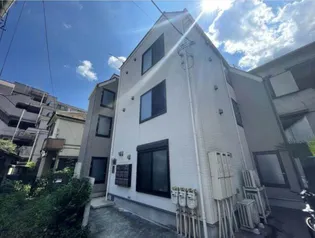 カロン【2階】の外観