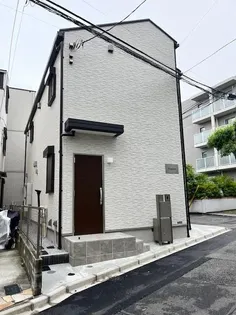 東京都新宿区上落合1【アパート】の外観