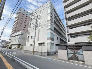 ベルモンターニュ【6階】の外観