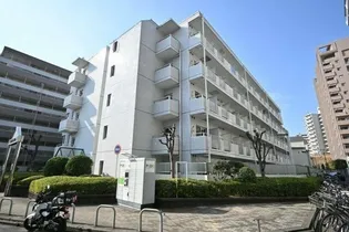 東京都世田谷区松原3【マンション】の外観