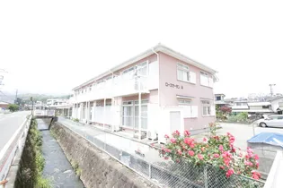 ロ-ズガ-デンAの外観