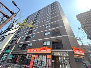 シャトーアルーフ【6階】の外観