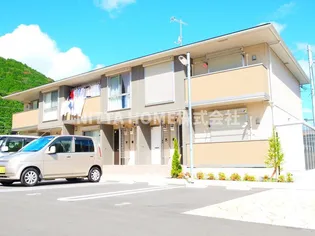 ロイヤルタウン篠山口A棟の画像