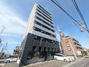 アイネシュタット【2階】の外観