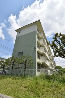 UR鶴山台【3階】の外観