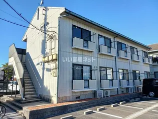 やりや【2階】の外観