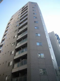 コンフォール南森町【12階】の外観