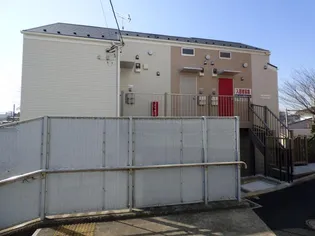 トリニティコートの画像