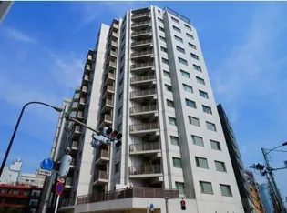 東京都港区南青山6【マンション】の外観