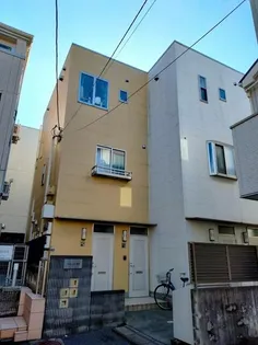 東京都渋谷区本町1【一戸建】の外観