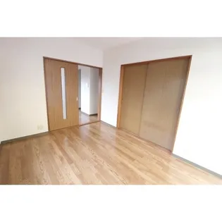 ハイツたかずな【1階】の内装