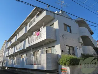 ワンカントリーマンション【1階】の外観