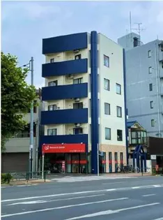 エスパス・デパールの外観