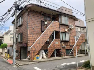 アルファンブラ【1階】の外観