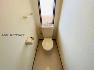 ロイヤルコーポNAKANO【2階】の内装