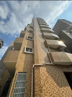 パラスト新宿余丁町【5階】の外観