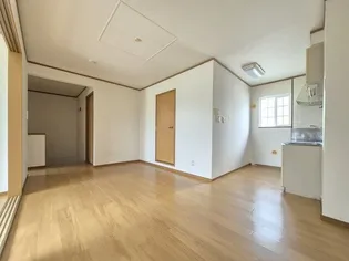 コーポムロバ弐番館【2階】の居間