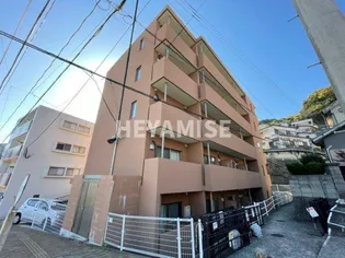 セントポリア泉【1階】の外観