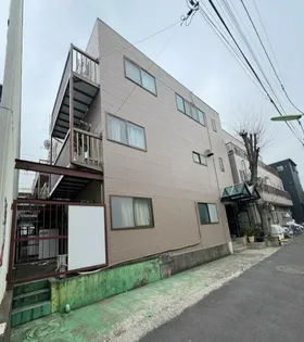 東京都世田谷区北沢3【マンション】の外観