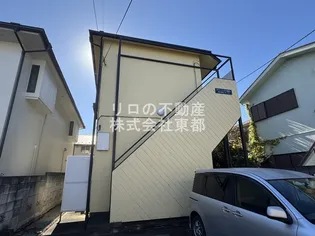 タウンハウス国立【2階】の外観