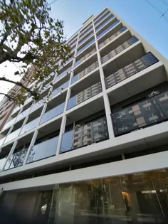 東京都新宿区市谷仲之町【マンション】の外観