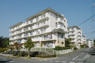 UR高槻・阿武山四番街【4階】の外観