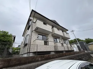 ティートレス【1階】の外観