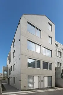 エスセナーリオ市ヶ谷【4階】の外観