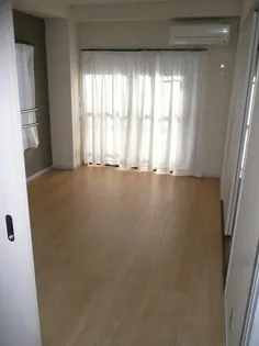 西山レジデンス【2階】の間取り