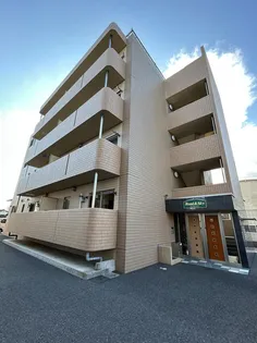 ロード&スカイの画像