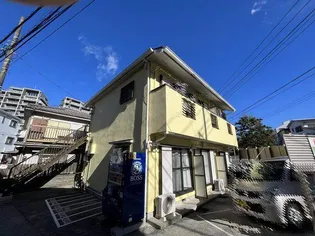アムールヤマニ【2階】の外観