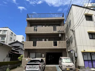ビーズマンション荒田【2階】の外観