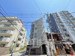 プリヴェラヴィ白金の画像