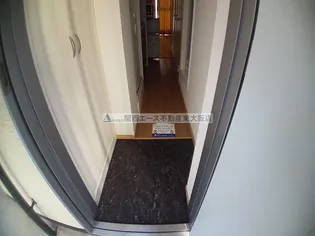 レオパレスバレーリバー【2階】の玄関