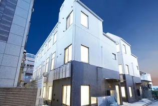 東京都新宿区北新宿2【マンション】の外観