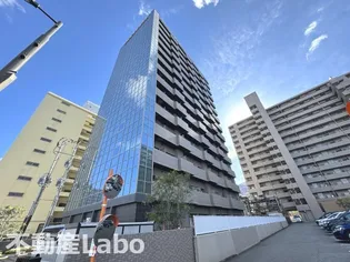 徳島県徳島市佐古六番町【マンション】の外観