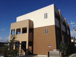 スリーハーブズ狭山1番館の外観