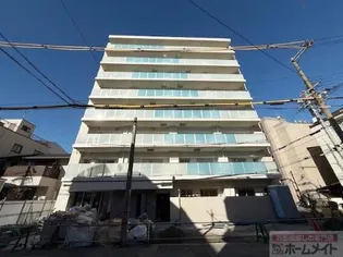 ラ・リヴィエール【1階】の外観