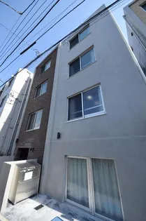 エンシス ウエノサクラギ【2階】の外観