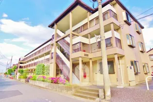 メゾンローティの画像