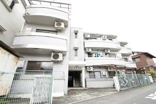 メープル琥珀【2階】の外観